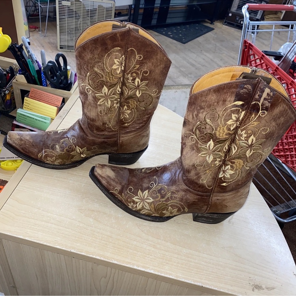 Old Gringo Boots - Picture 2 of 6